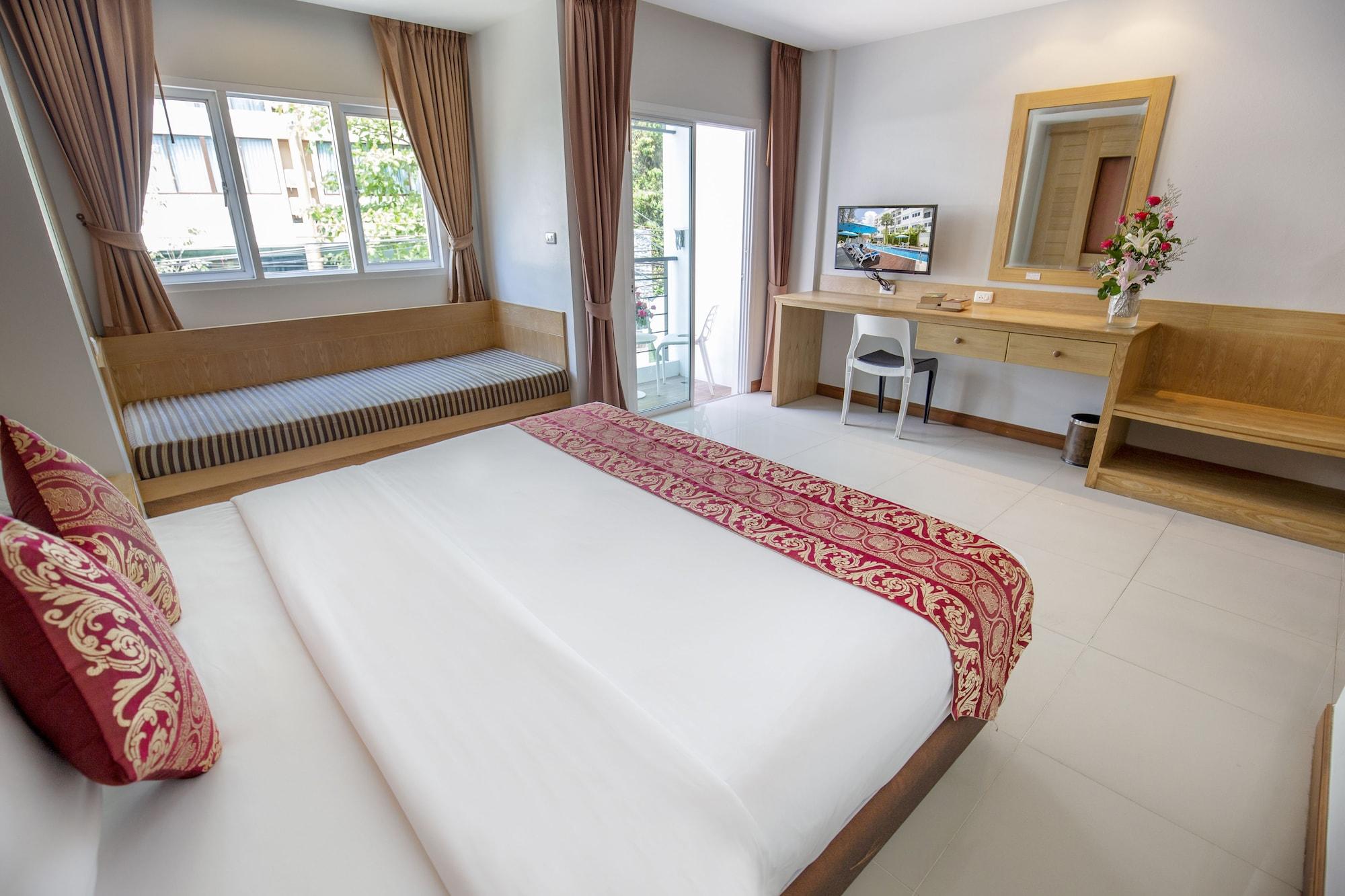 Sungthong Kamala Beach Resort Bagian luar foto