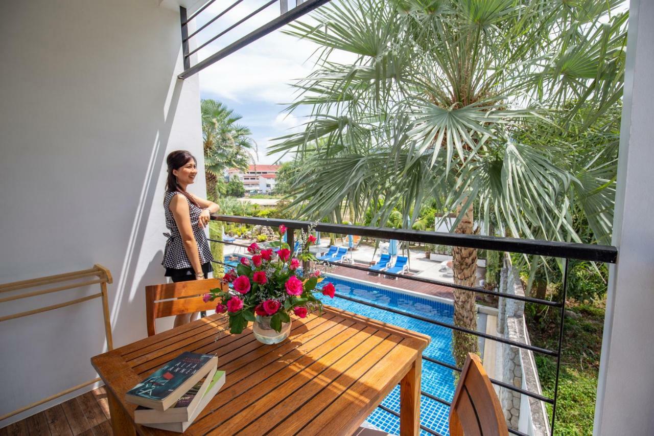 Sungthong Kamala Beach Resort Bagian luar foto