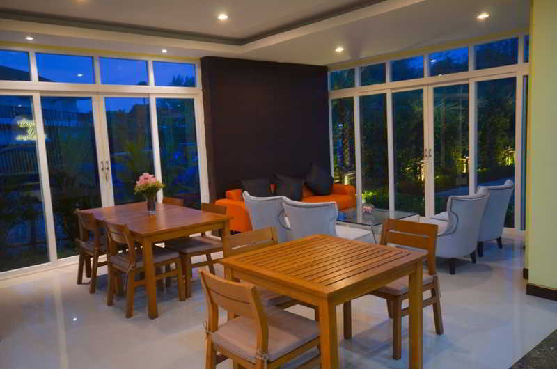 Sungthong Kamala Beach Resort Bagian luar foto