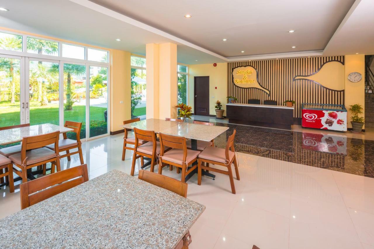 Sungthong Kamala Beach Resort Bagian luar foto